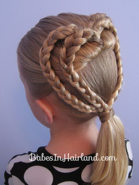 modne-fryzury-dla-dziewczynek-63-7 Modne fryzury dla dziewczynek