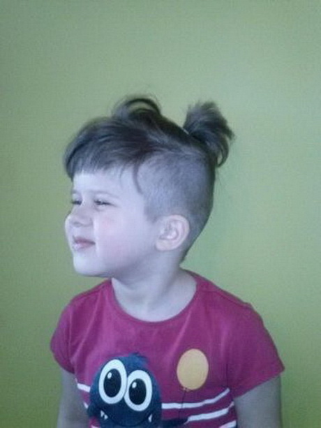 fryzury-na-krtkie-wosy-dla-dzieci-74_5 Fryzury na krótkie włosy dla dzieci