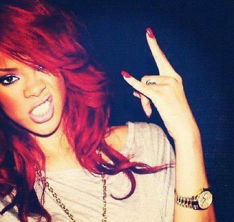 rihanna-czerwone-wlosy-61_18 Rihanna czerwone włosy