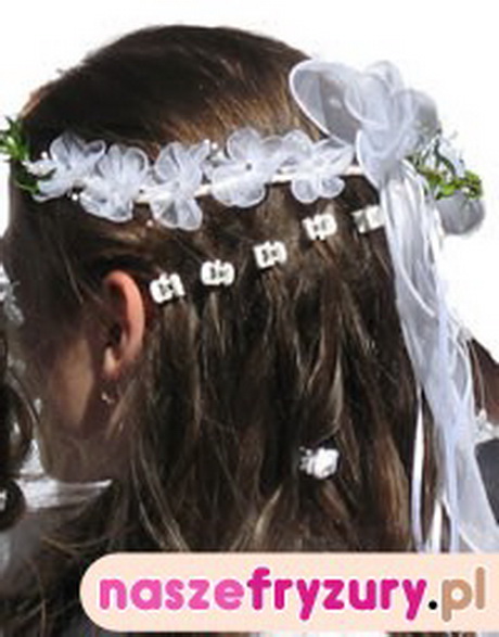 fryzura-na-komunie-dla-dziewczynki-96-17 Fryzura na komunie dla dziewczynki