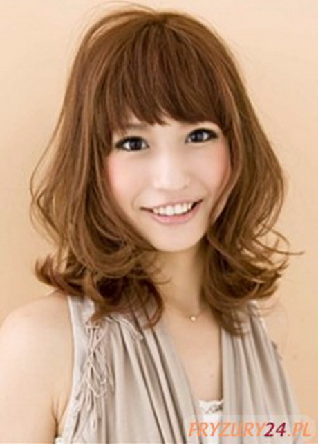 japoskie-fryzury-damskie-28-4 Japońskie fryzury damskie