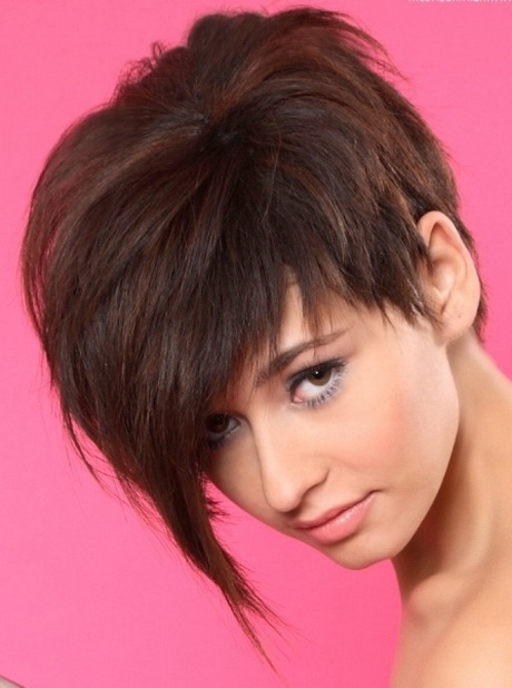 krtkie-fryzury-dla-nastolatek-06-4 Krótkie fryzury dla nastolatek