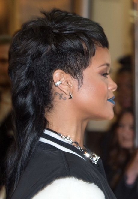 rihanna-fryzury-80-11 Rihanna fryzury