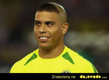 ronaldo-fryzura-37-9 Ronaldo fryzura