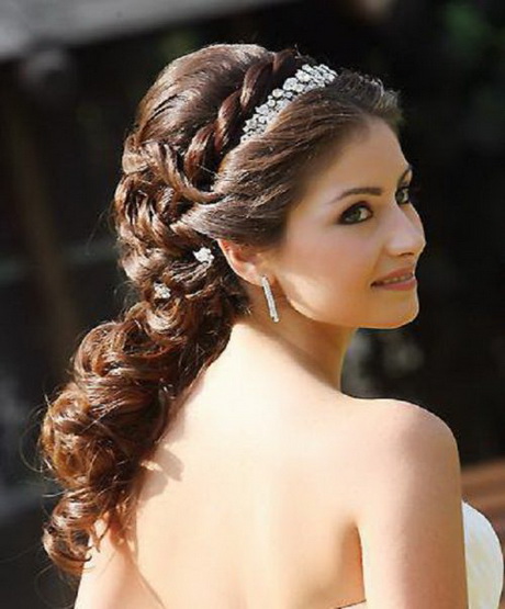 fryzura-wesele-rednie-wosy-09_3 Fryzura wesele średnie włosy