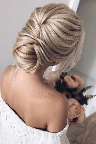 fryzury-na-wesele-2021-dlugie-wlosy-22_6 Fryzury na wesele 2021 długie włosy