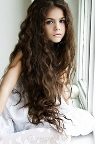 fryzura-dla-dziewczynki-dugie-wosy-94_19 Fryzura dla dziewczynki długie włosy