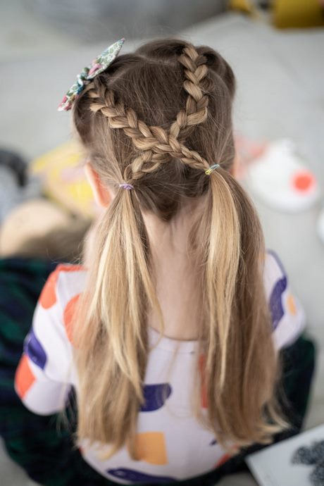 jak-zrobic-modna-fryzure-do-szkoly-62_3 Jak zrobić modną fryzurę do szkoły