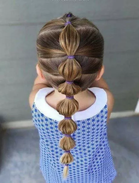 fryzury-dla-dziewczynek-na-bal-karnawalowy-91_8-18 Fryzury dla dziewczynek na bal karnawałowy